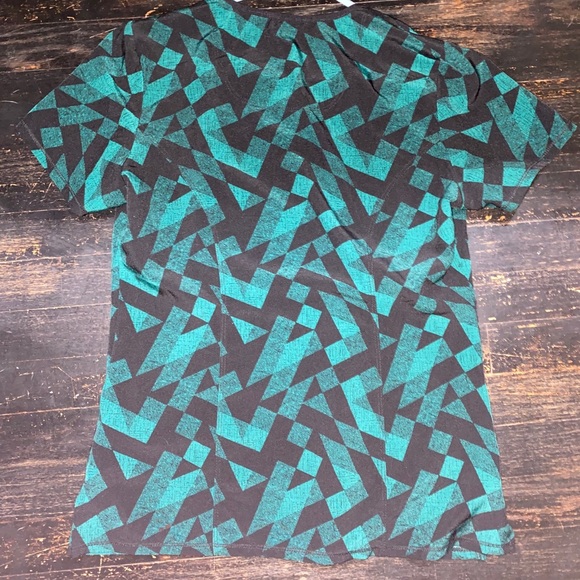 Scrub Top - Picture 3 of 3